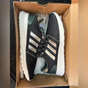 Adidas 7.5 blue and pink shoes new with tags